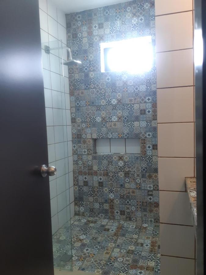 Aguacate Suites Mazatlán Buitenkant foto