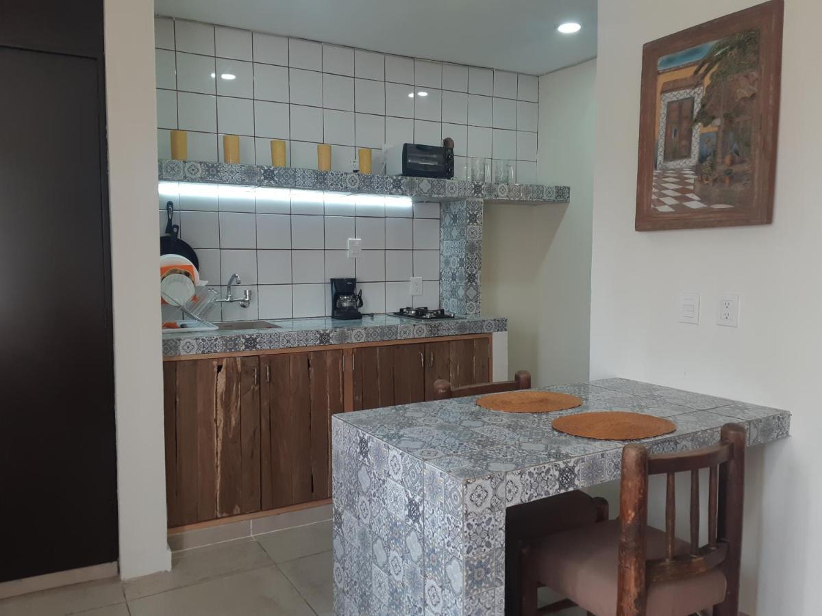 Aguacate Suites Mazatlán Buitenkant foto